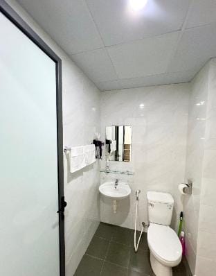 Căn Hộ Evergreen Đối diện FuKang Apartment in Laos