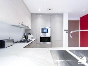 Chic Comfort at oxford Residence Vacation rental in Dubai