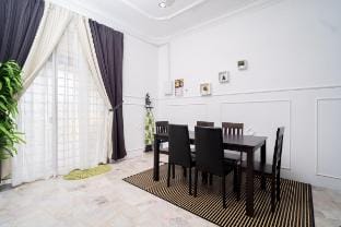 12pax Seri Skudai near UTM Vacation rental in Johor Bahru