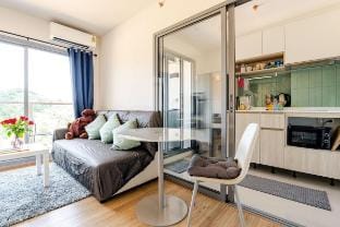 Phyll Phuket: Luxury Resort-Style Comfort Apartment in Kathu