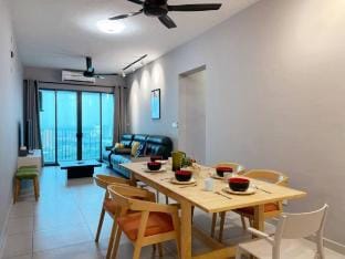 Peace&StylishComfort 3Room8Pax@NearPenang1stBridge Vacation rental in Penang