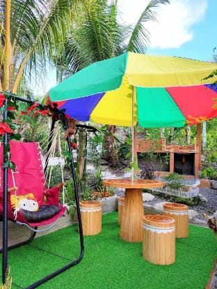 Hillside Cabin surrounded with lush greenery. Vacation rental in Central Visayas