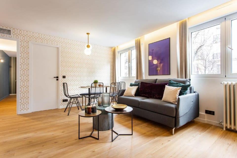 Cosy apartment - 2BR/6P - Canal St Martin  Apartment in Paris