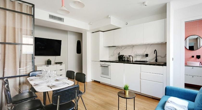 Welcoming apartment - 2BR/6P - Canal St Martin Apartment in Paris