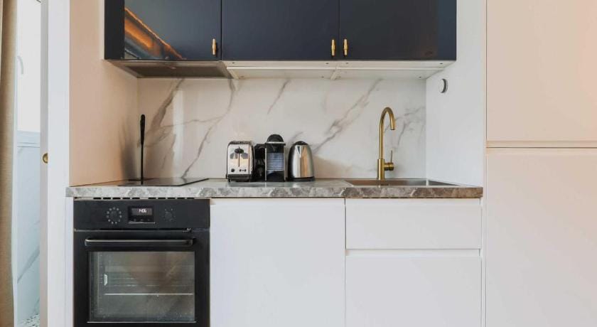 Elegant apartment - 2BR/6P - Canal St Martin Apartment in Paris