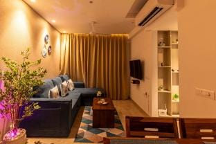 Graceful, Vivid 1bhk Apt in Hiranandani Powai Vacation rental in Mumbai