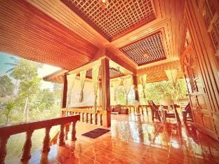 2 Bedroom Villa & Outdoor Cinema Vacation rental in Ban Tai