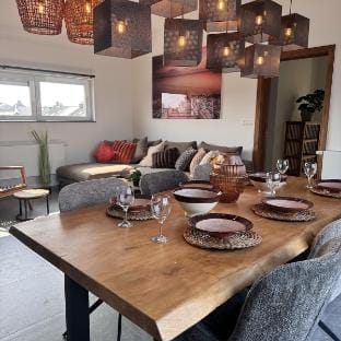 2 bedroom apartment with terrace Vacation rental in Charleroi