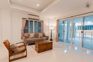 D.ape house Vacation rental in Chiang Mai