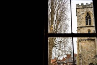 St Denys View with Free parking Apartment in York