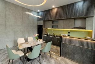 Aroma My Khe 2BR*3WC*Jacuzzi*6-minutes walk beach Villa in Da Nang
