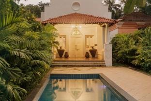 ELIVAAS Maison 10 - Luxe 4 BHK Villa With Pvt Pool Vacation rental in Goa, India