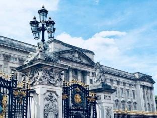 Chic flat near Buckingham Palace & Victoria Vacation rental in City of Westminster