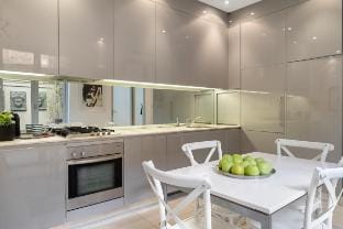 Harbourview - The Best Views of Sydney Vacation rental in Sydney