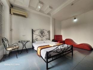 Hoàng Mai Hotel Vacation rental in Ho Chi Minh City