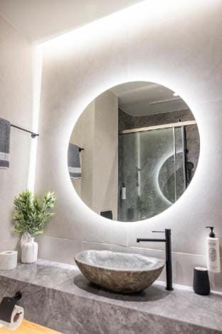 Polyzos Luxury Suites Meteora #2 - Adults Friendly Apartment in Kalabaka