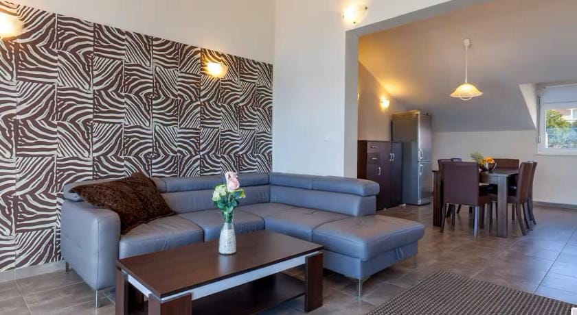 Affabilis Vip House Apartment in Okrug Gornji