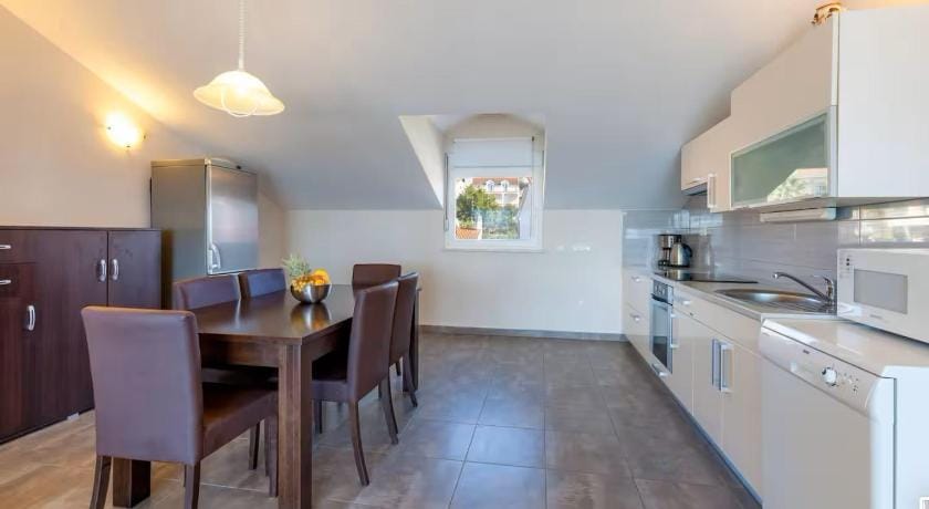 Affabilis Vip House Apartment in Okrug Gornji