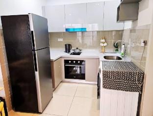KL Skyline view - free van to MRT Vacation rental in Federal Territory of Kuala Lumpur