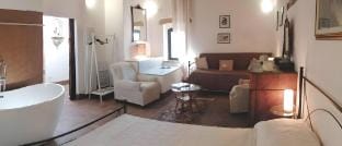 Relax in Vecchio Casale Quercetino country house Vacation rental in Tuscany