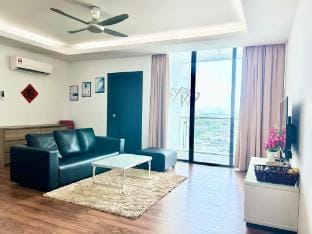 Jeff & Ricky Homestay@136 Vivacity Megamall Apartment in Kuching