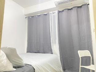 Cozy 1 Bedroom by Oré Staycation @Shore Residences Apartment in Pasay