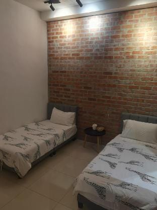 Cheerful-5 bedroom house in Segamat(IV Homestay) Vacation rental in Johor