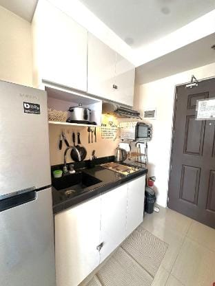 Persimmon Studios Near Ayala Mall & SM Mall Cebu Apartment in Lapu-Lapu City