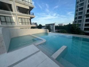 Sathorn 111 - 301 Apartment in Bangkok
