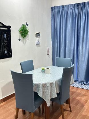 FAZ HOMESTAY FREE WIFI NETFLIX Vacation rental in Terengganu, Malaysia