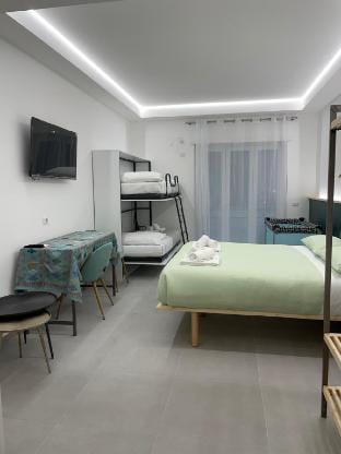 FAMILY ROOM Vacation rental in Rome