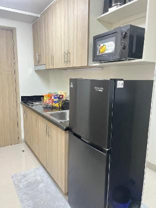 Spacious and Elegant Suite near MOA Vacation rental in Pasay