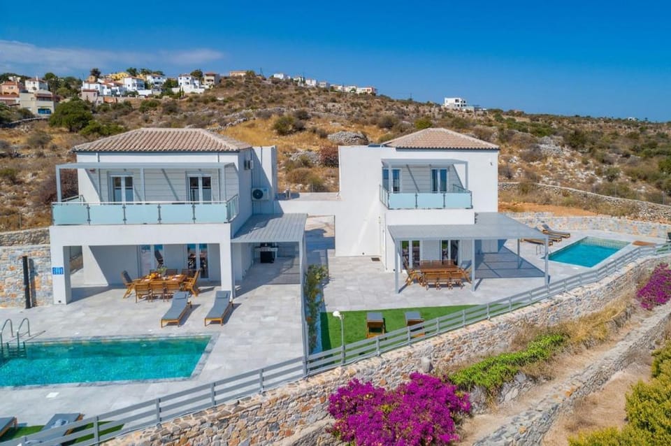 Gianna's Panoramic Seaview Twin Villas with pool 2 Villa in Crete Region