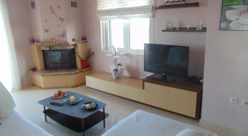 Comfy Beachfront Litinas Casa with SeaView Apartment in Agia Marina
