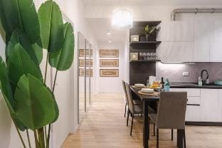 Bright & Modern 4 bedrooms Apartment in Center Apartment in Florence