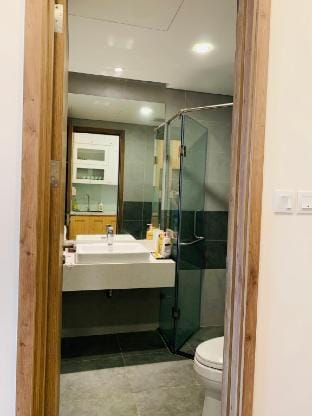 Sky OASIS SP.31.06 QuynhDao HomeStay Ecopark, HY Vacation rental in Laos