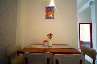 Beau Monde Royal– Elegant 3BHK with WiFi & Kitchen Apartment in Bangladesh