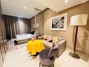 Chic Studio with Spectacular Canal View  Vacation rental in Dubai