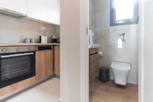 Charming & minimal apt. in the center of Glyfada Apartment in South Athens