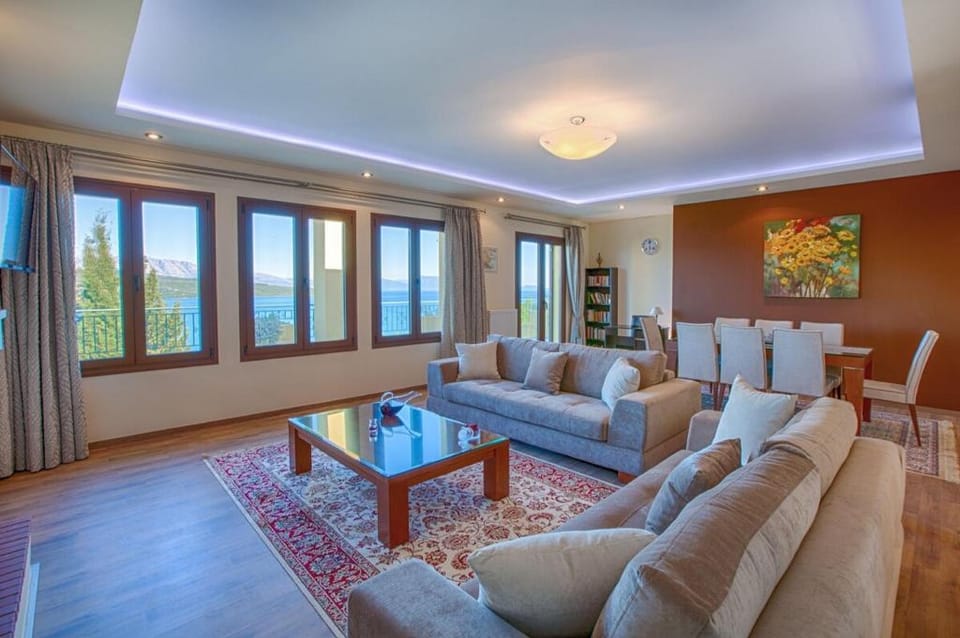 Buena Vista Villa - Amazing sea view Villa in Ligia