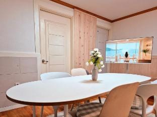 Happy Space Good Stay Private House Vacation rental in Daegu