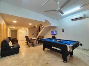 B4_C11[32pax][Landed][Swimming pool][Kbox][BBQ] Vacation rental in Port Dickson