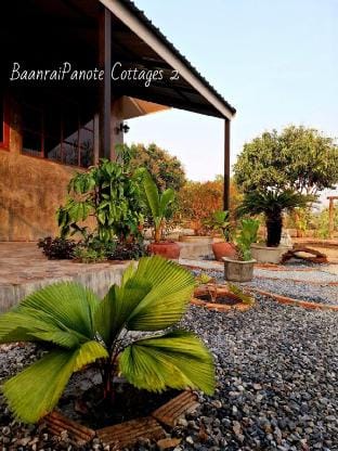 บ้านไร่ปณต2 Banraipanote2cottages Vacation rental in Thailand