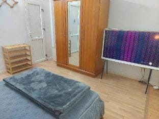 Room Opposite Hochiminh Museum Vacation rental in Hanoi