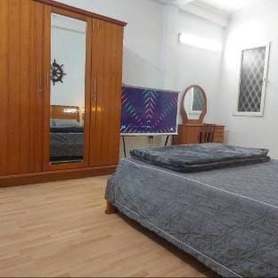Room Opposite Hochiminh Museum Vacation rental in Hanoi