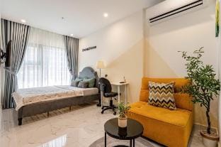 Cozy Nest @Vinhomes | Free Bus Vacation rental in Ho Chi Minh City