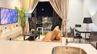 Comfy  KLCC view 1BR suite(NEO-58-11-1BR) Trion@KL Vacation rental in Federal Territory of Kuala Lumpur