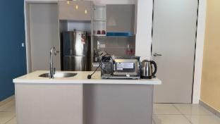 KLCC view 1BR service suite(NEO-53-11-IBR)Trion@KL Vacation rental in Federal Territory of Kuala Lumpur