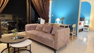 KLCC view 1BR service suite(NEO-53-11-IBR)Trion@KL Vacation rental in Federal Territory of Kuala Lumpur