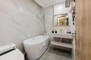 Aparment with Lotte Hanoi View 8 Apartment in Hanoi